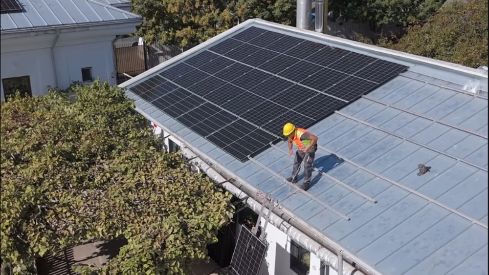 Sistem fotovoltaic de 20 kW la Grădiniţa cu Program Prelungit nr. 3 Step by Step