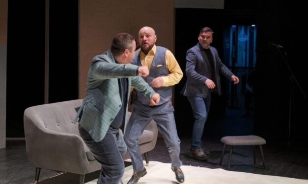 Spectacole noi la „Jean Bart”: „Portugalia” şi „Artă”,  experienţe teatrale de neratat