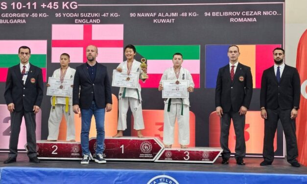 Cezar Belibrov de la Clubul Combat Budo Gym, medalie de bronz la 5th Esat Delihasan Kyokushin Karate Cup, Turcia
