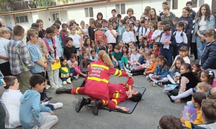 ISU „Delta” Tulcea marchează Ziua Reducerii Riscului de Dezastre cu porţile deschise