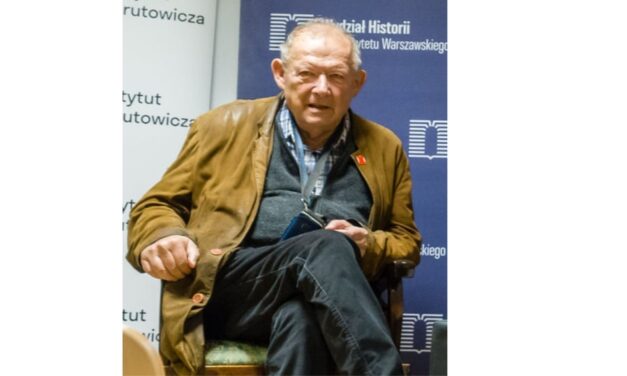 Disidentul anticomunist Adam Michnik va primi cheia oraşului Tulcea