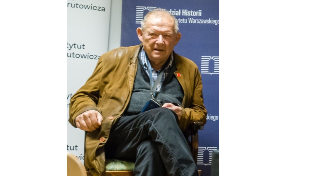 Disidentul anticomunist Adam Michnik va primi cheia oraşului Tulcea