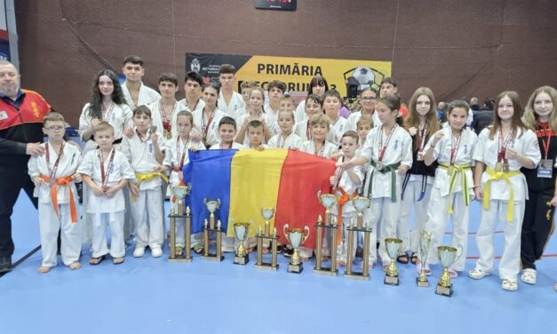 Karatiştii de la Nippon Budo Sport şi Palatul Copiilor Tulcea, 35 de medalii la „Romanian Open – 2025″