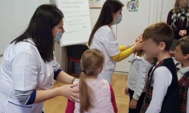 Păduchi şi râie în unele şcoli din judeţul Tulcea