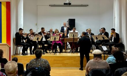 Seară de café-concert la Biblioteca Judeţeană „Panait Cerna”