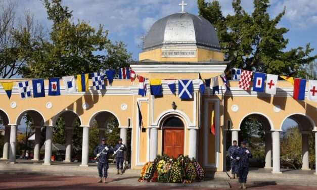 Ziua Armatei Române, sărbătorită de Forţele Navale la Tulcea şi Babadag