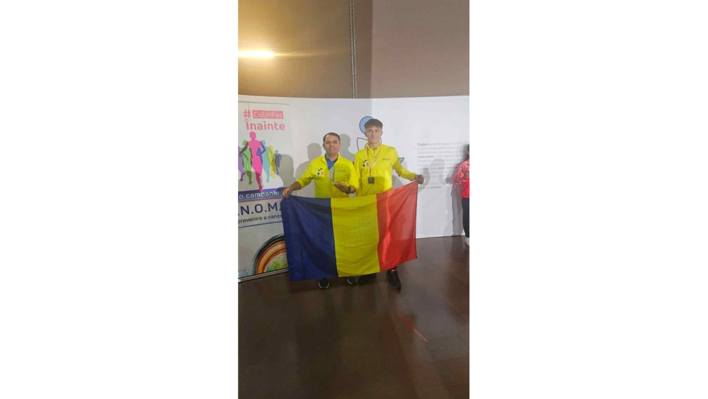 Alin Mihai Şavlovschi, vicecampion balcanic alături de echipa României