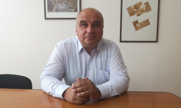 Lucian Ţugui lansează mâine volumul „Istorii uitate. Dobrogea în strâmtoarea secolului XX”