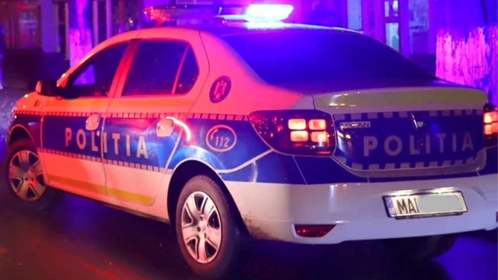 A fugit de acasă, apoi a spart un magazin – minor din Nifon cercetat de poliţişti