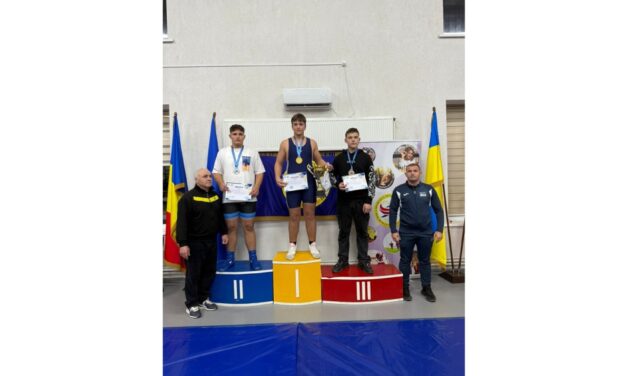 Andrei Valentin Tit cucereşte aurul la Campionatul Internaţional de Lupte Greco-Romane U16 din Republica Moldova