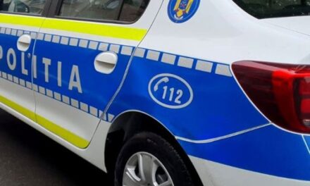 Băut şi fără permis, a provocat un accident la Grindu în timp ce fugea de poliţişti. Bărbatul de 47 de ani a fost reţinut