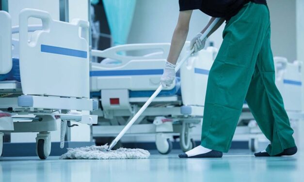 Deficienţe în două spitale private din Tulcea: se foloseşte mopul cu franjuri