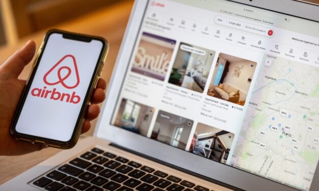 Evazioniştii din turism, scoşi la lumină de OMD Tulcea. Zeci de apartamente şi vile din municipiu, închiriate „la negru” pe Booking şi Airbnb