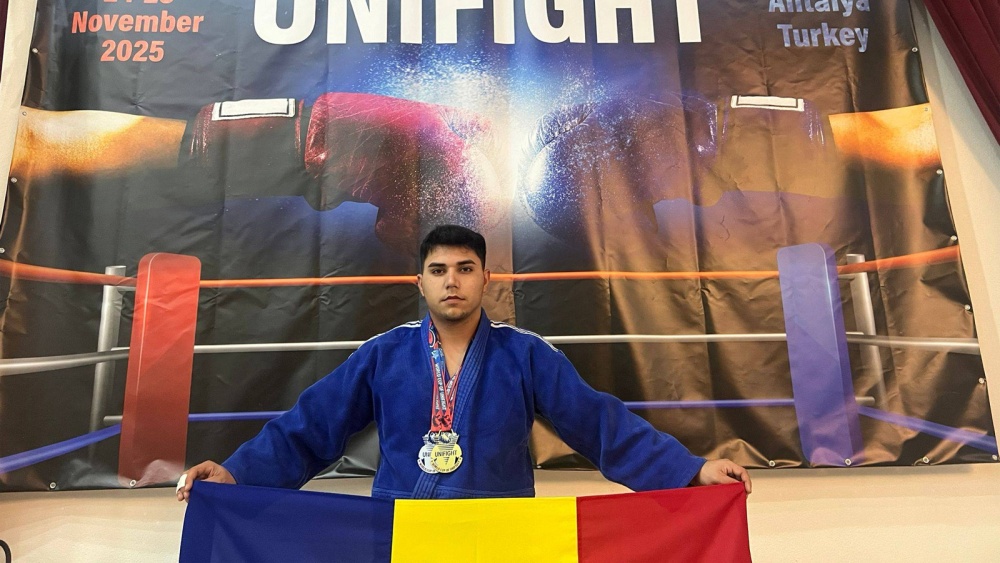 Jandarmul Ştefan Enache, campion mondial la lupte Universale