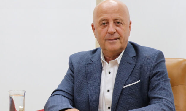 Preşedintele Horia Teodorescu vrea înfiinţarea unei echipe sportive de nivel înalt la Tulcea: ştiu că voleiul şi handbalul au fost în sufletul tulcenilor mulţi ani