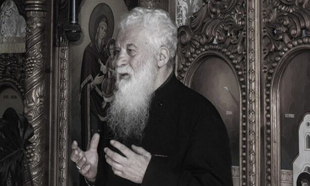 Trei zile de evenimente omagiale dedicate părintelui Gheorghe Calciu, la Tulcea şi Mahmudia