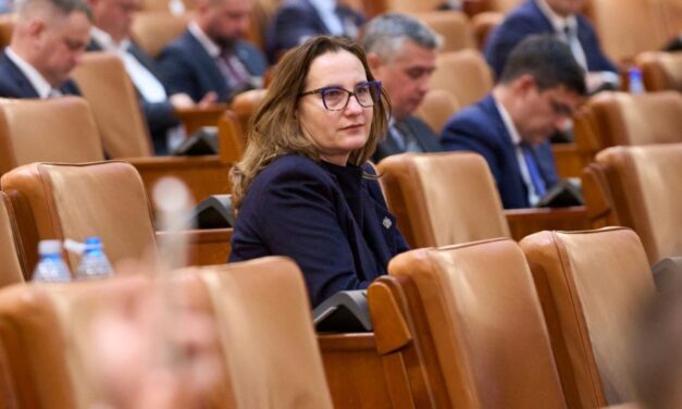 Elena Doboş, deputat AUR de Tulcea: „Am semnat iniţiativa legislativă pentru ridicarea plafonului plăţilor cash la 50.000 de lei”