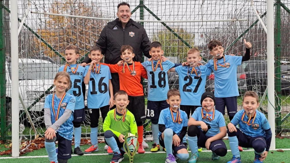 Micii fotbalişti de la Pro Kids Tulcea au impresionat la Ţăndărei Cup