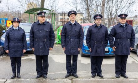 Pensionări şi avansări la ISU „Delta” Tulcea cu ocazia Zilei Naţionale a României