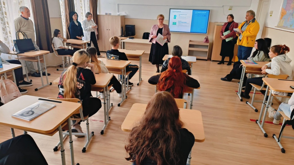 Proiectul „Start pentru Viitor”: consiliere şi formare profesională pentru 1.600 de tineri tulceni