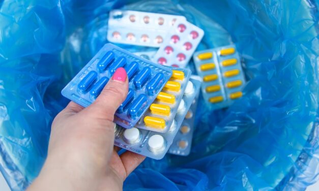 Spitalele din Tulcea au strâns peste 340 kg de medicamente expirate