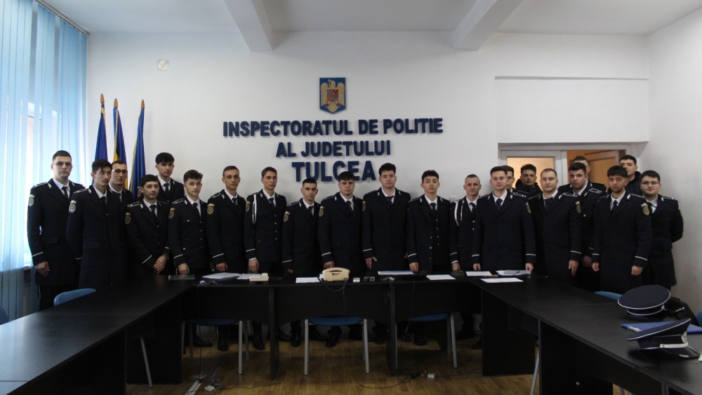 Forţe proaspete la IPJ Tulcea: 21 de noi poliţişti şi-au preluat atribuţiile