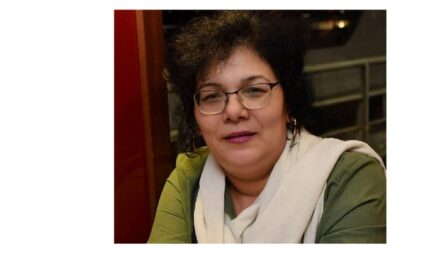 Unii romi din judeţul Tulcea locuiesc în case fără acte, dar vor să intre în legalitate