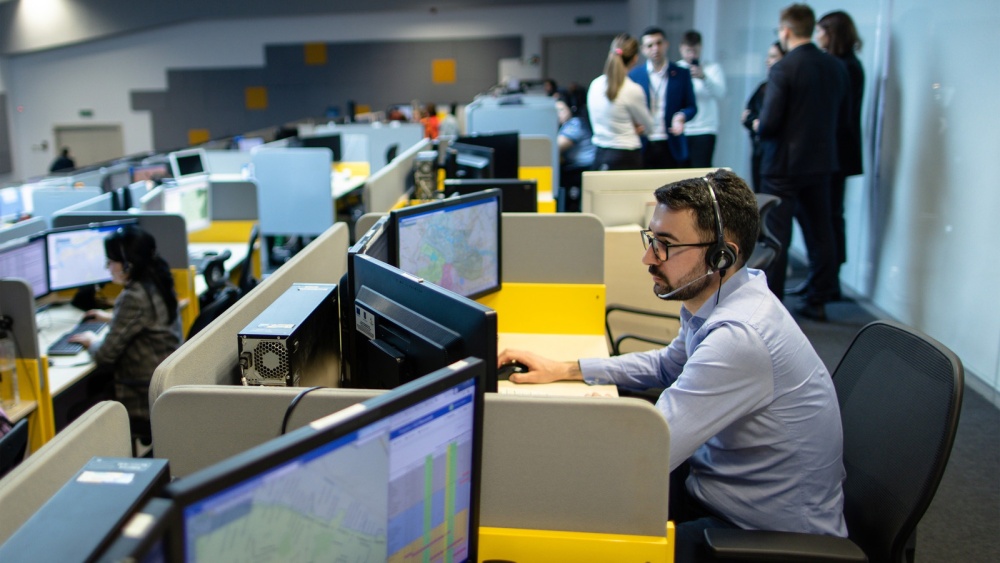 Peste 37.000 de apeluri false sau non-urgente la 112, în Tulcea