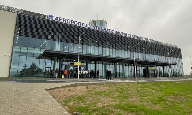 Cursa aeriană regulată Tulcea – Roma este serviciu public. Urmează licitaţia pentru stabilirea operatorului
