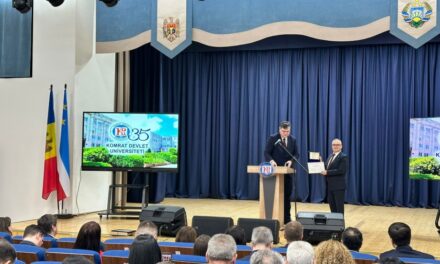 Delegaţie a Universităţii „Dunărea de Jos” din Galaţi, la aniversarea a 35 de ani a Universităţii din Comrat