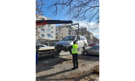 Vânătoarea rablelor: Primăria Tulcea a radiat din circulaţie 35 de maşini care nu au trecut ITP-ul timp de trei ani