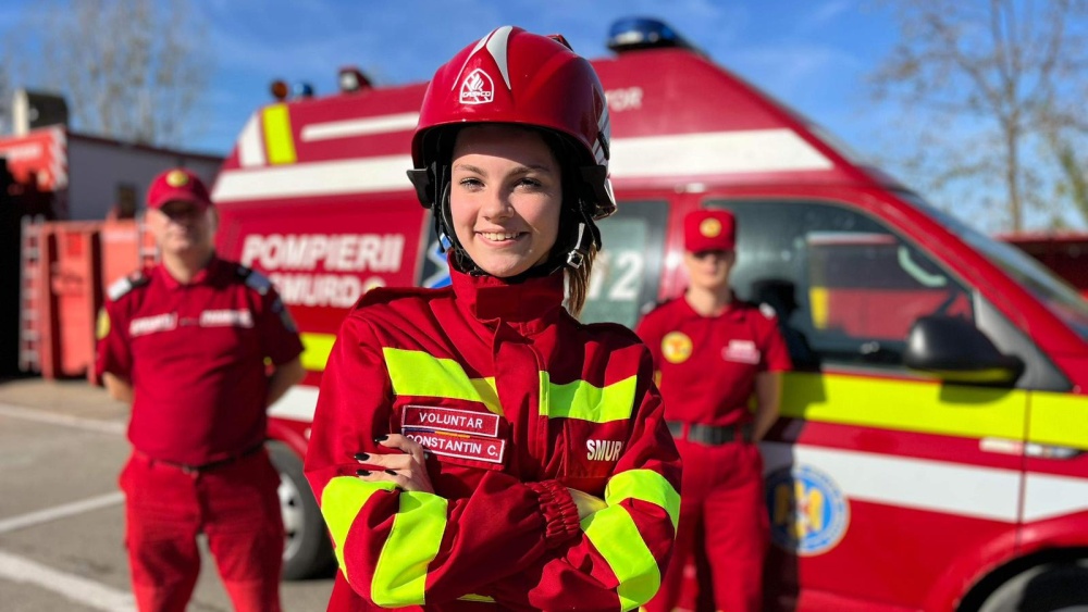 Corina Anamaria Constantin, voluntar SMURD Tulcea: „Voluntariatul te învaţă ce înseamnă să fii om în cel mai profund sens al cuvântului”