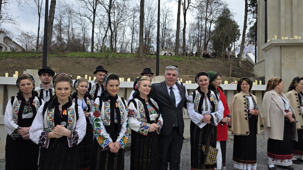 Senatorul de Tulcea Ionel Carp la Chişinău: „Reîntregirea naţională reprezintă o necesitate istorică şi o prioritate pentru naţiunea română”