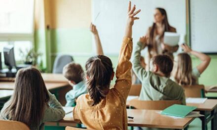 Oficial! Doi profesori din Tulcea intră în restrângere de activitate