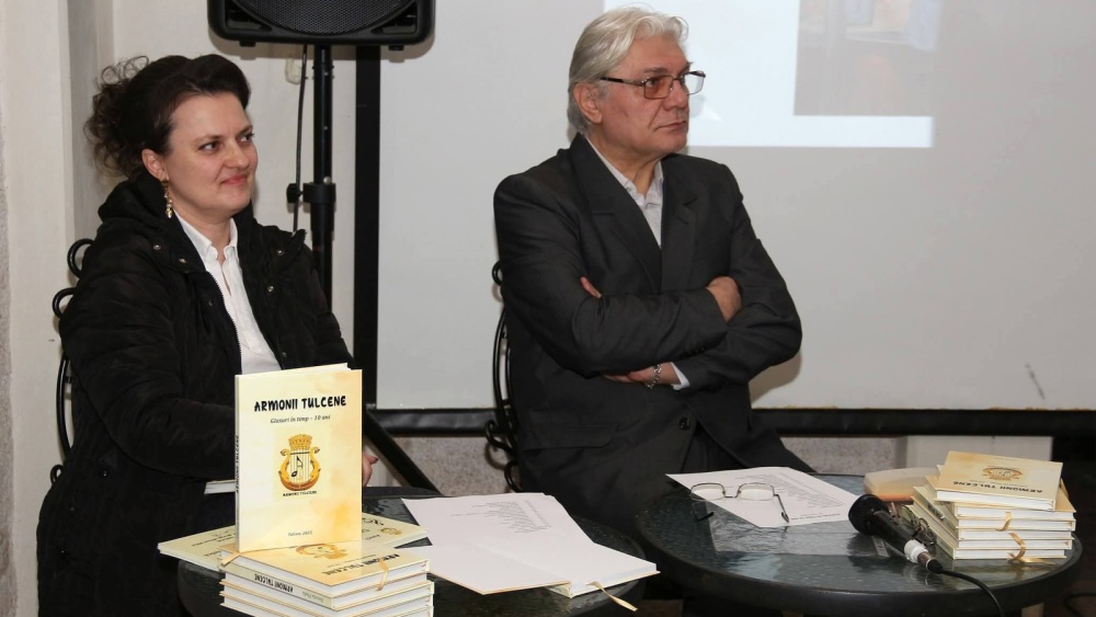 „Armonii Tulcene – Glasuri în timp”, zece ani de activitate celebraţi la Casa Avramide