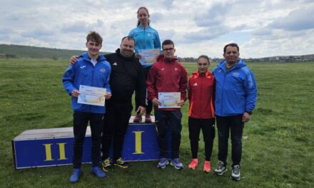 Alin Mihai Şavlovschi şi Alexandra Bianca Vasilescu, aur şi argint la Olimpiada Naţională a Sportului Şcolar la Cros