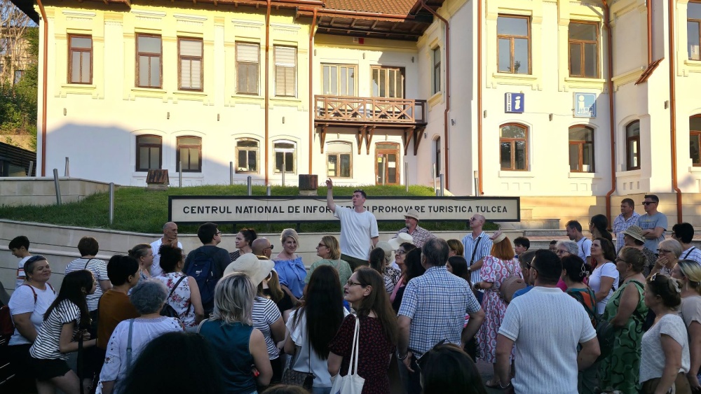 Tulcea Walking Tour revine pe 11 şi 12 aprilie! Noul sezon aduce tururi tematice şi o premieră prin Mahalaua Grecească
