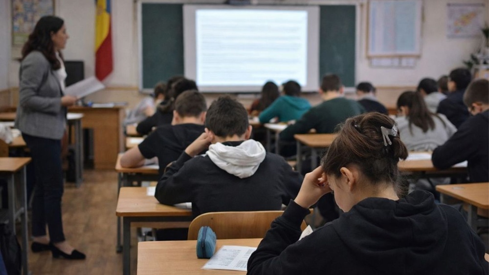Doar 52% dintre elevii tulceni au luat notă de trecere la simularea BAC-ului