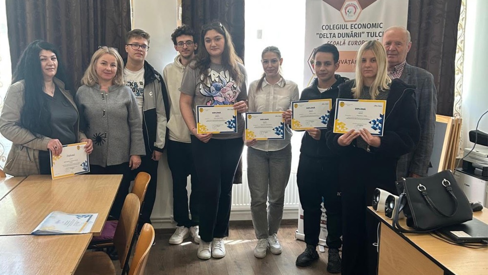 Filiala CECCAR Tulcea a premiat câştigătorii Concursului de cultură şi educaţie financiar-contabilă