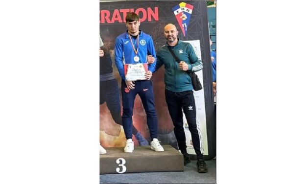 Pugilistul Robert Teodor Poponete, medalie de bronz la Cupa României de Box Tineret