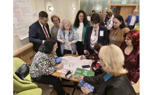 Soluţii moderne pentru performanţă în şcoli – UDJG consolidează leadershipul educaţional în regiunea Sud-Est