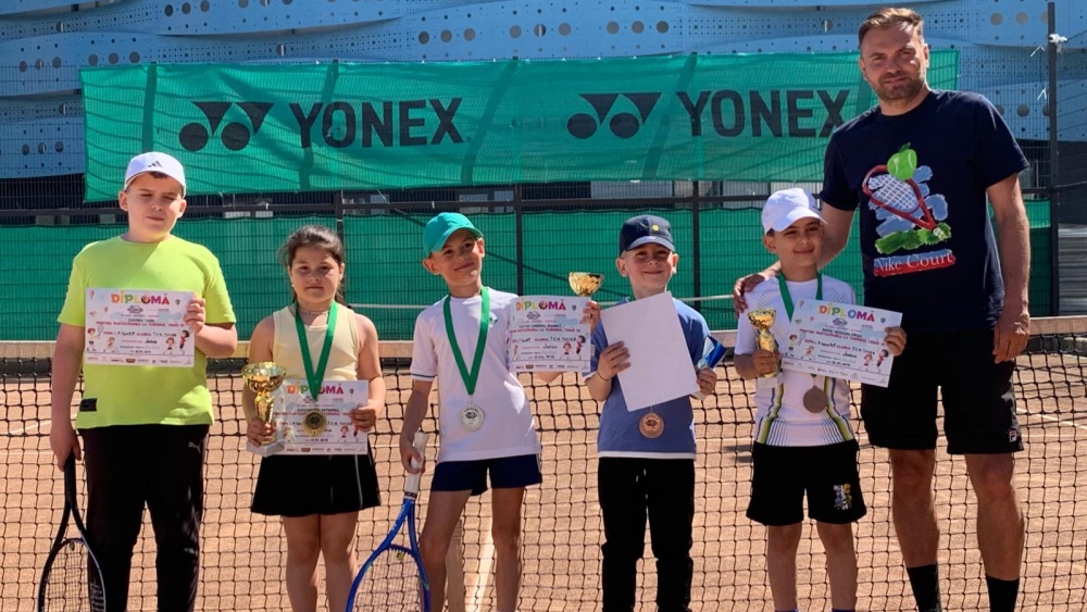 Tenismenii tulceni, trei medalii de aur şi una de bronz la Cupa Le Pelican Sportif