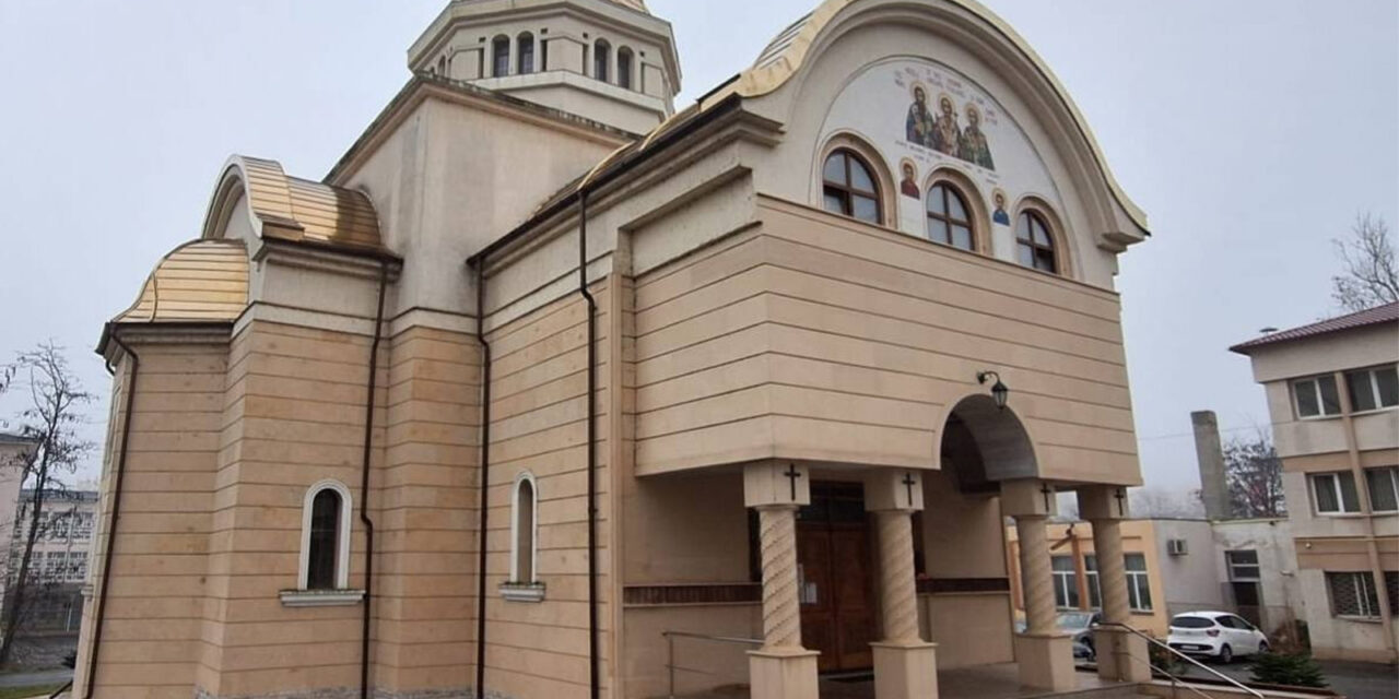 Biserica „Sfinţii Trei Ierarhi” din municipiu va fi sfinţită duminică