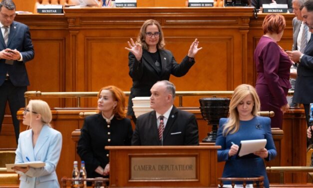 Deputatul AUR de Tulcea Elena Doboş: Măştile au căzut: Jaful naţional, recunoscut oficial sub cupola Parlamentului