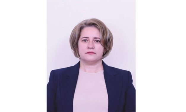 Deputatul de Tulcea Elena-Laura Toader cere introducerea urgentă a unor criterii clare de performanţă pentru miniştri şi instituţii publice