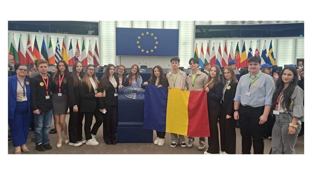 Elevi de la liceul Murgoci din Măcin, europarlamentari pentru o zi la Strasbourg