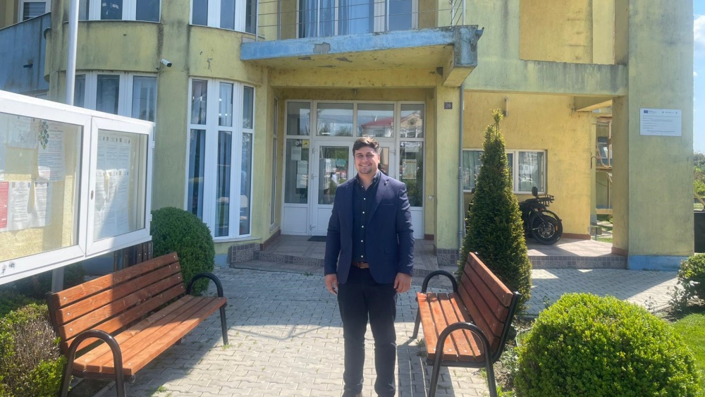 Casimcea, comuna care se dezvoltă fără să îşi piardă autenticitatea. Viceprimarul Gabriel Munteanu: „Este foarte important ca o comunitate rurală să îşi păstreze tradiţiile şi spiritul local”