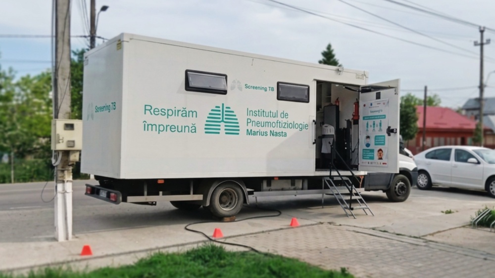 Caravana mobilă pentru Screening TB a ajuns la Tulcea