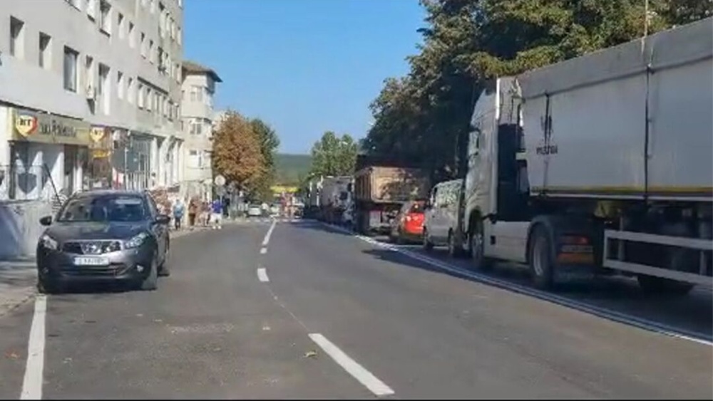 Măcinul cere centură ocolitoare: tirurile sufocă oraşul şi pun în pericol siguranţa publică
