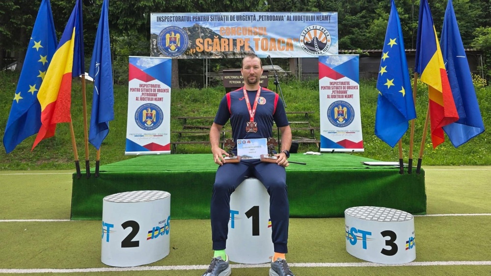 Pompierul Ciprian Comişan, campion pentru al treilea an consecutiv la competiţia „Scări pe Toaca”